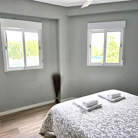 Pasarela Almozara & Parking Gratis Appartement